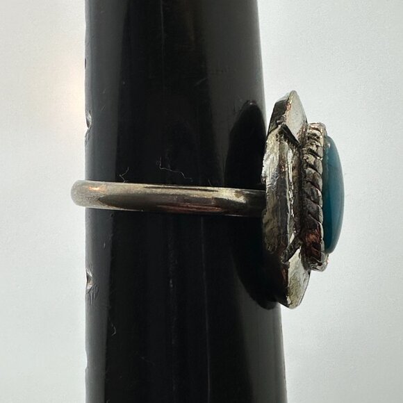 925 Sterling Silver Oval Turquoise Ring - Size 5.5, 3.54 g - Picture 6 of 7